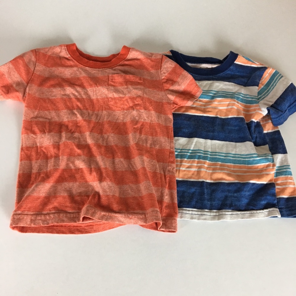 Lot of 2 boys 3t shirts